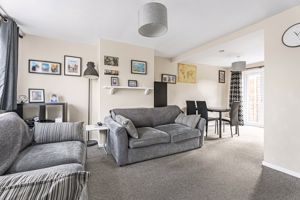 Lounge/Diner- click for photo gallery